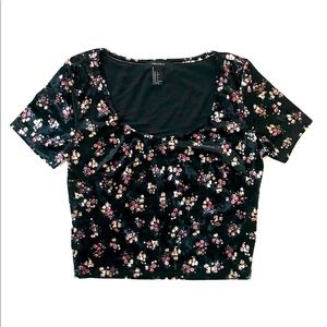 Y2K soft grunge whimsygoth black velvet pink ditsy floral flower rose crop top